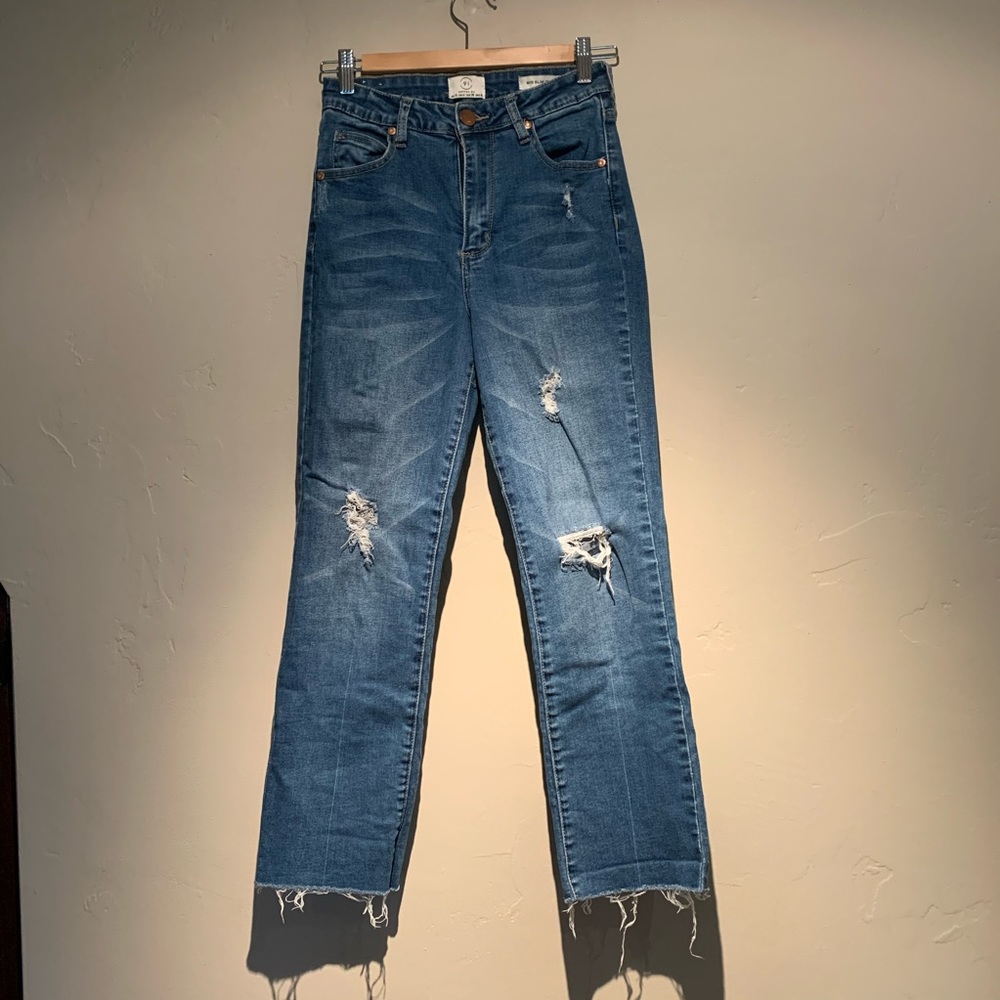 Ripped Ankle Cropped Blue Jeans